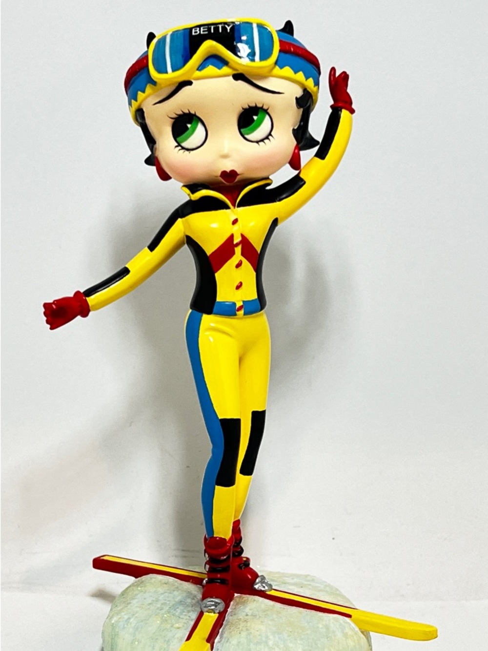 Vintage Betty Boop Figurine Ski Bunny Betty